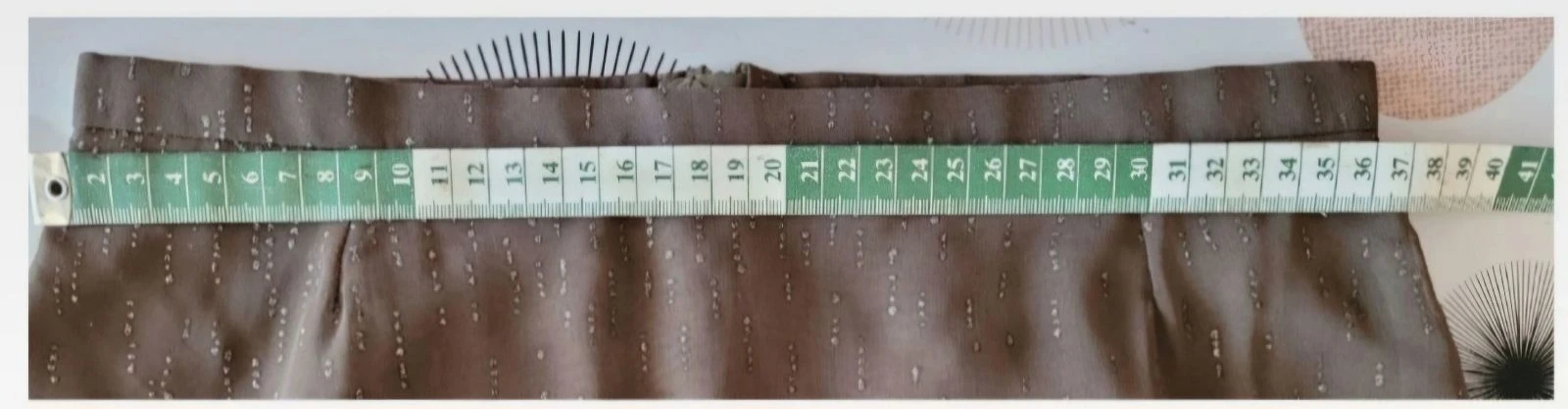 Bandolera Jupe TFr36/TS -Longa&Dobras -Voile Kaki com Brilhos em Ótimo Estado – photo 9